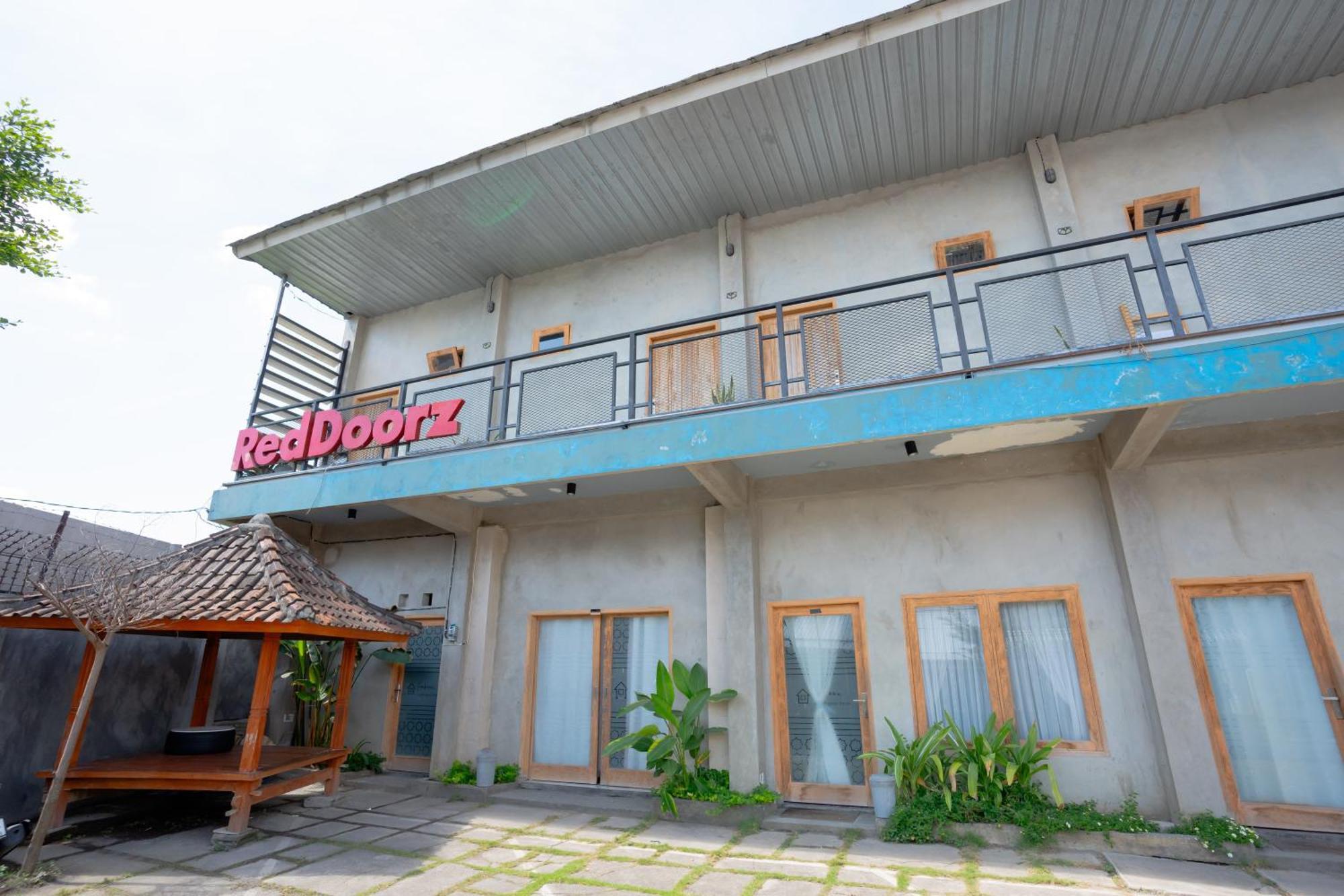 Reddoorz Syariah Near Lombok Epicentrum Mall Mataram Buitenkant foto