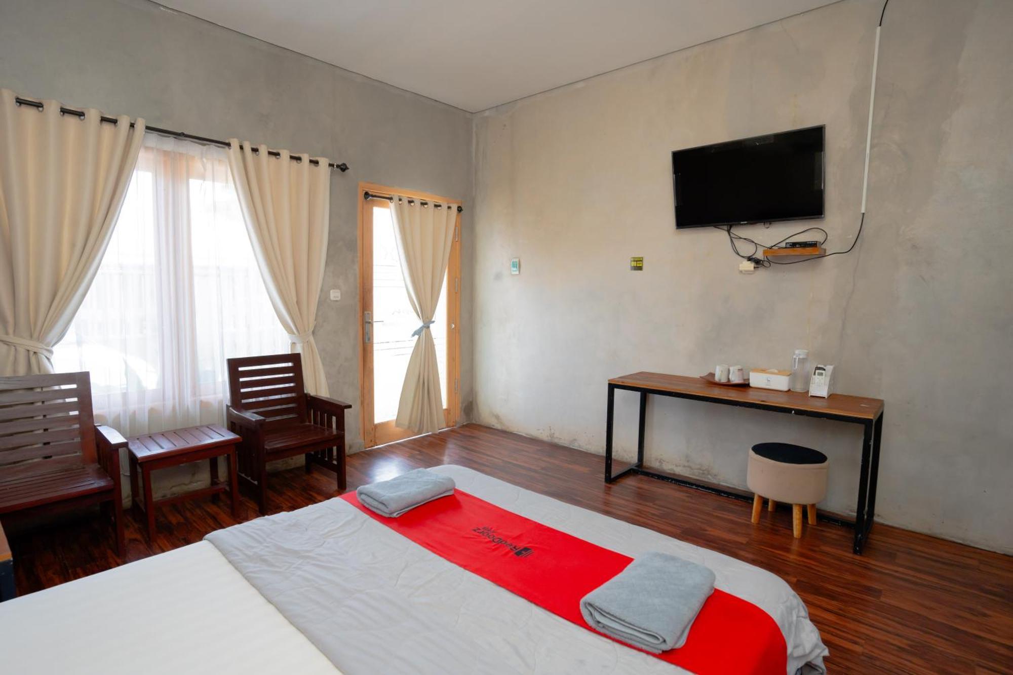 Reddoorz Syariah Near Lombok Epicentrum Mall Mataram Buitenkant foto